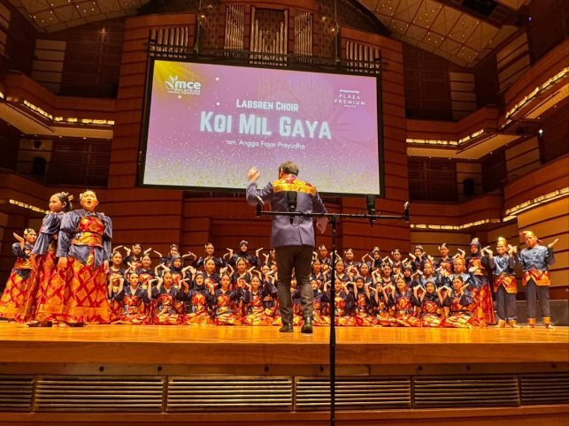 SMP Labschool Cireundeu Harumkan Indonesia di Ajang Malaysian Choral Eisteddfod