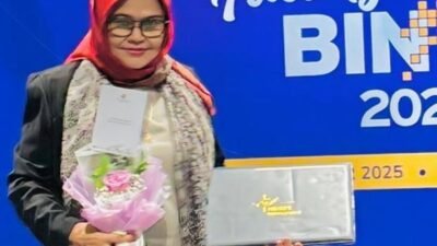 Dr. Retno Intani Raih Penghargaan Dosen Terbaik Binus University