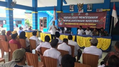 Satresnarkoba Polres Pasuruan Edukasi Perangkat Desa Sumbersuko soal Bahaya Narkoba