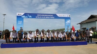 Menkop UKM Resmikan Pembangunan SPBUN di Desa Margasari