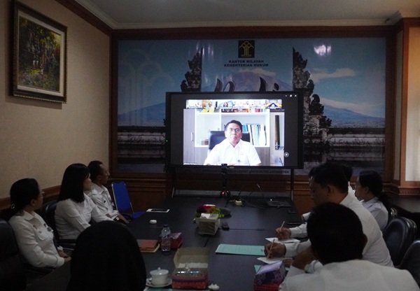 Kanwil Kemenkum Bali Ikuti Rapat Nasional Bahas Tertib Layanan Pewarganegaraan