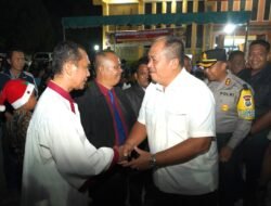 Bupati Asahan Tinjau Perayaan Malam Natal di HKBP dan GKPI