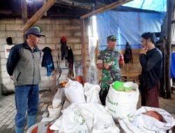 Babinsa Jalin Kedekatan dengan Warga Lewat Kegiatan Komsos di Desa Andonosari