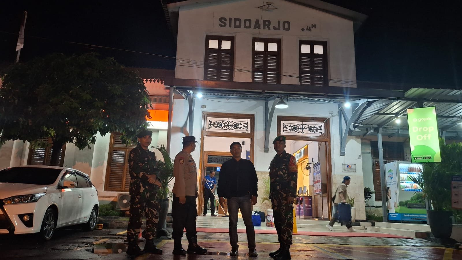 pengecekan dan pemantauan di Stasiun Kereta Api