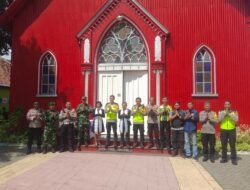 TNI-Polri Laksanakan Patroli Pengamanan Ibadah Misa dan Natal 2025 di Kota Probolinggo