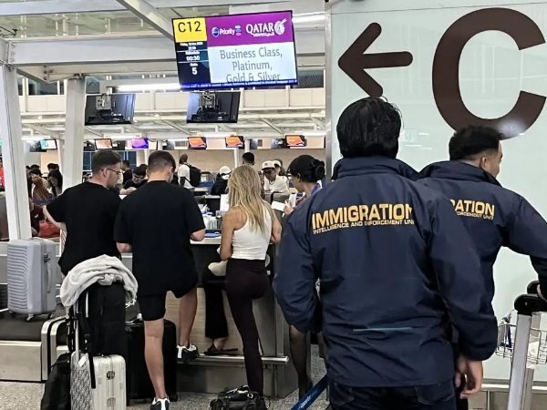 Imigrasi Ngurah Rai Deportasi Pemeran Film Dewasa Bonnie Blue