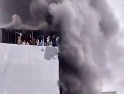 Kebakaran di Kemayoran: Petugas Sisir Gedung, 21 Karyawan Belum Ditemukan