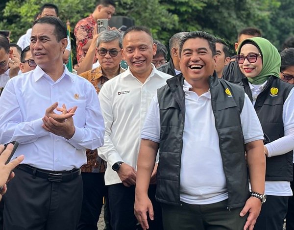 PalmCo Salurkan 500 Ton Minyak Goreng untuk Warga Terdampak Banjir Sumatra