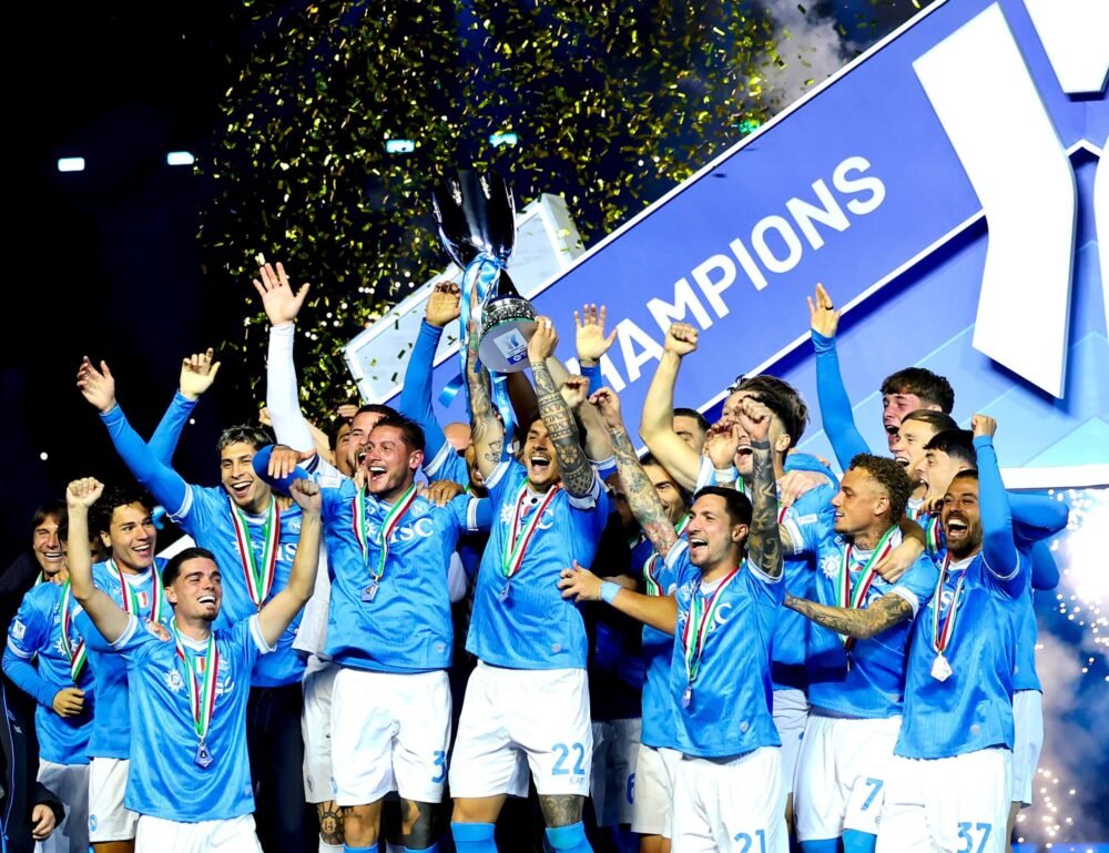 Napoli Bungkam Bologna, Trofi Piala Super Italia Jadi Penutup Tahun 2025