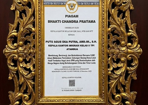 Kanim Atambua Raih Penghargaan Bhakti Chandra Pratama atas Sinergi Penegakan Hukum