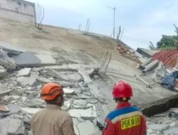 Bangunan Parkir Roboh di Rawa Badak Selatan Koja, BPBD Beri Penjelasan