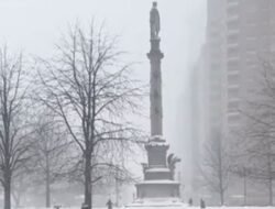 Badai Salju Terjang AS, Puluhan Ribu Rumah Gelap Gulita