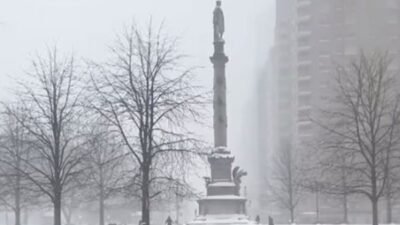 Badai Salju Terjang AS, Puluhan Ribu Rumah Gelap Gulita