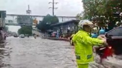 Hujan Lebat, Lalu Lintas Jakarta dan Sekitarnya Tersendat