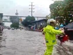 Hujan Lebat, Lalu Lintas Jakarta dan Sekitarnya Tersendat