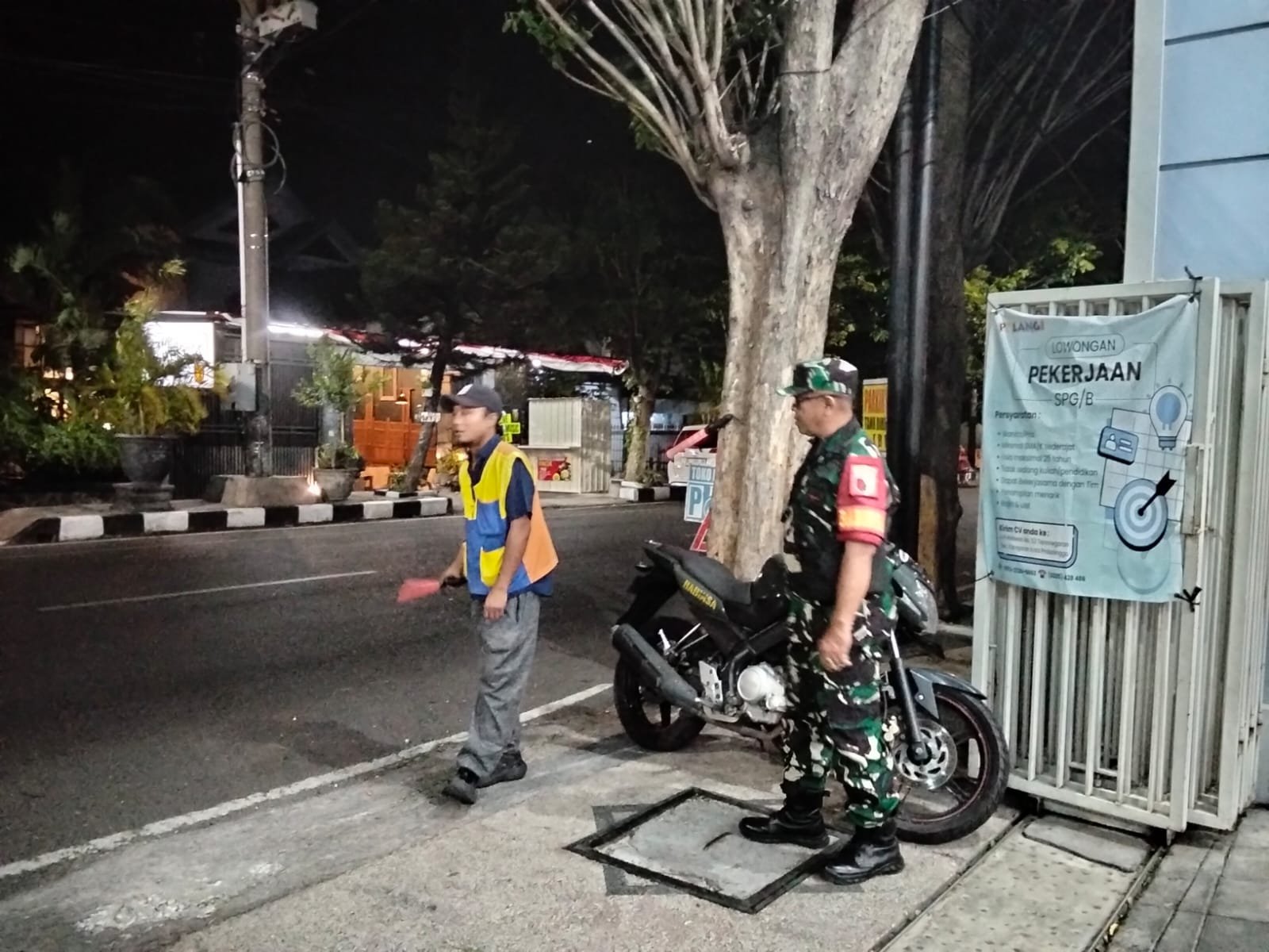 kegiatan komunikasi sosial