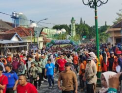 Danramil Kraksaan Hadiri Happy Walk Sae Hari Lingkungan Hidup Nasional 2026 di Alun-alun Kraksaan