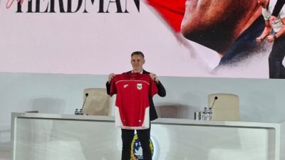 John Herdman Resmi Tangani Timnas Indonesia