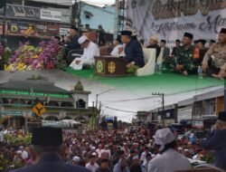 Pererat Ukhuwah Islamiyah, Danramil Tutur Hadiri Dzikrul Ghofilin dan Khitan Massal di Masjid Annur