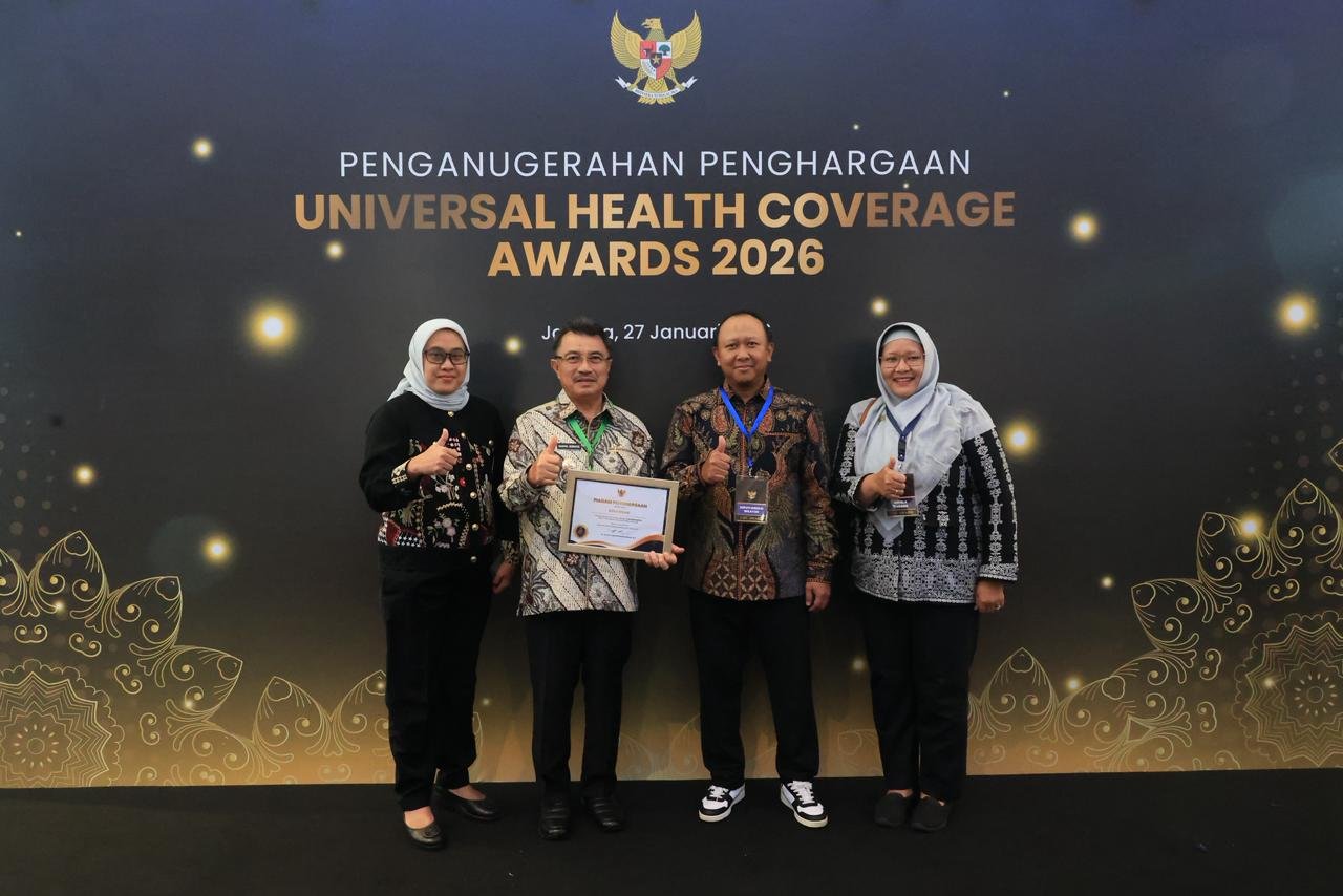 Wakil Wali Kota Bekasi menghadiri Undangan Deklarasi dan Pencanangan Universal Health Coverage
