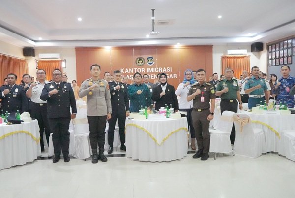 Peringati Hari Bhakti Imigrasi ke-76, Menteri Imipas Tekankan Transformasi Layanan dan Penguatan Ekonomi