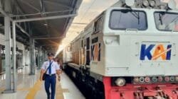 KAI Batalkan 38 Perjalanan Akibat Banjir di Jalur Semarang dan Jakarta