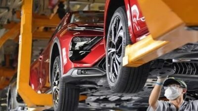 Otomotif China Kian Agresif Menantang Dominasi Produsen Global