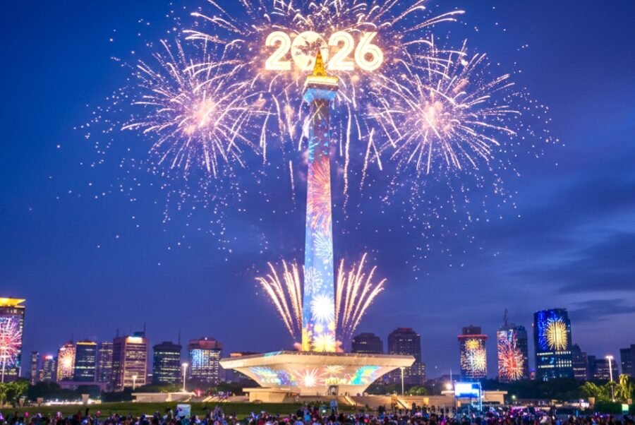 Libur Tahun Baru di Monas