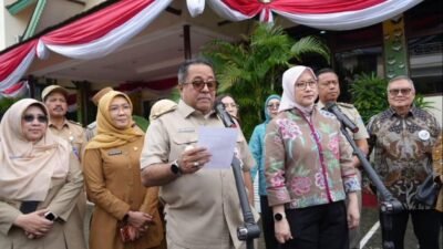 Wali Kota Jaktim Munjirin Dampingi Wagub Rano Luncurkan Program Gizi Anak Sehat di Pasar Rebo
