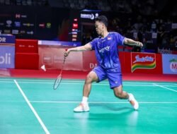 Ginting Menang Dramatis Vs Julien Carraggi