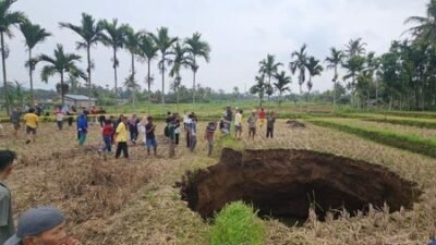 Fenomena Sinkhole Gegerkan Warga Situjuah Batua