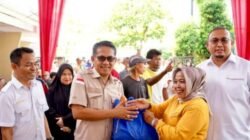 Peringati HUT ke-18 Gerindra, Andre Rosiade Salurkan Puluhan Ribu Paket Sembako di Sumbar