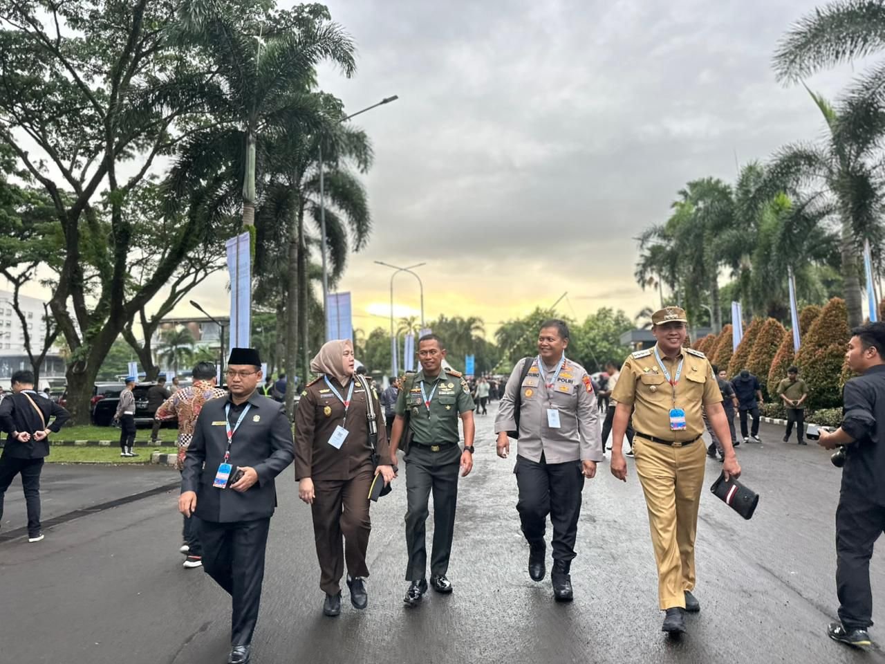 Forkopimda) Kota Bekasi menghadiri Rakornas