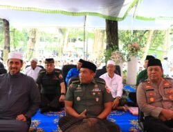 Kasrem 083/BDJ Bersama Pabung Kodim 0820/Probolinggo Menghadiri Kegiatan Keagamaan di Ponpes Riyadlus Sholihin