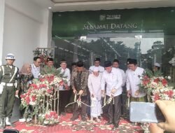 Memperkuat Ekonomi Kerakyatan , Danramil Paiton Menghadiri Peresmian Torasera di Ponpes Nurul Jadid