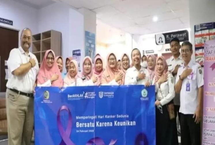 peringati Hari Kanker Sedunia