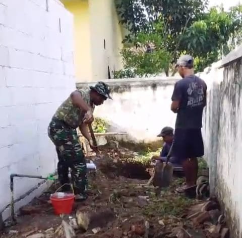 pembangunan fasilitas Mandi, Cuci, Kakus (MCK) bagi warga Dusun Kili, Desa Wonosari, Kecamatan Gondangwetan