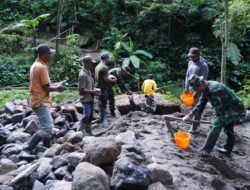 Jembatan Permanen Dibangun, Warga Desa Krisik di Blitar Tak Perlu Lagi Was was