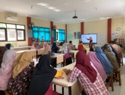 SMPN 4 Pasuruan Gelar Sosialisasi Pemanfaatan Interactive Flat Panel dalam Pembelajaran