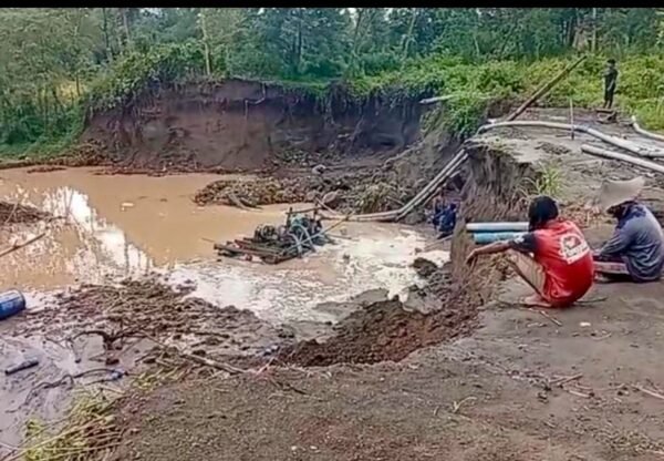 Diduga Tak Berizin, Warga Desa Karangbendo Blitar Desak Aktivitas Sedotan Pasir Dihentikan