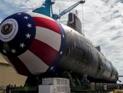 Trump Pertimbangkan Perluasan Nuklir AS Usai Berakhirnya New START dengan Rusia