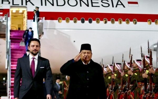 Presiden Prabowo Mendarat di Amman, Awali Agenda Diplomasi di Yordania