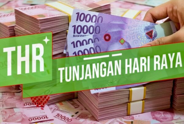 Kemnaker memastikan pengemudi ojek online menerima Bonus Hari Raya (BHR) 2026. Pembayaran THR tetap mengacu aturan dan wajib cair paling lambat H-7 sebelum Idulfitri.