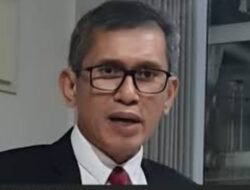 Koperasi Disubsidi Vs Warung Trotoar