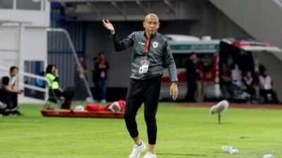 Pelatih Timnas Indonesia U-17, Nova Arianto, menegaskan pentingnya penguatan mental, keberanian dalam duel fisik, serta peningkatan jam terbang internasional bagi para pemainnya.