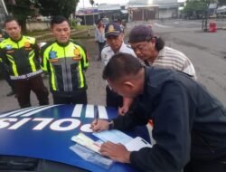 Terobos Lampu Merah, Bus Bagong Diamankan Satlantas Polres Kediri Kota