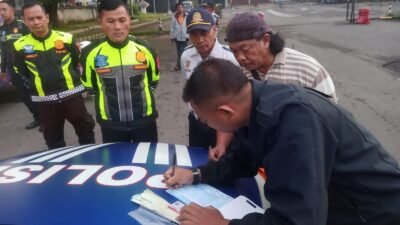 Terobos Lampu Merah, Bus Bagong Diamankan Satlantas Polres Kediri Kota