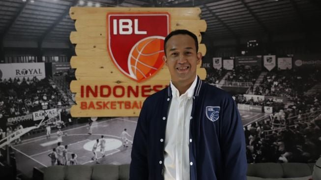 Direktur Utama IBL, Junas Miradiarsyah menyambut baik inisiatif kemanusiaan oleh Perbasi, IBL Badan Tim Nasional untuk gelar lelang amal guna membantu renovasi lapangan basket di Aceh Tamiang, Aceh. (foto: IBL).
