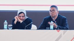 Sekjen DPP PERBASI Nirmala Dewi (kiri) menegaskan bahwa DPP PERBASI membuka komunikasi dengan siapapun yang ingin mengkonfirmasi mengenai hal-hal mencurigakan dalam pengembangan bola basket di Indonesia. (Foto: DPP Perbasi).