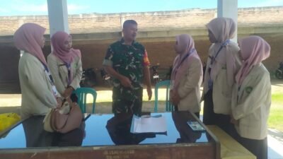 Babinsa Desa Menganto Perkuat Silaturahmi dengan Warga melalui Komsos